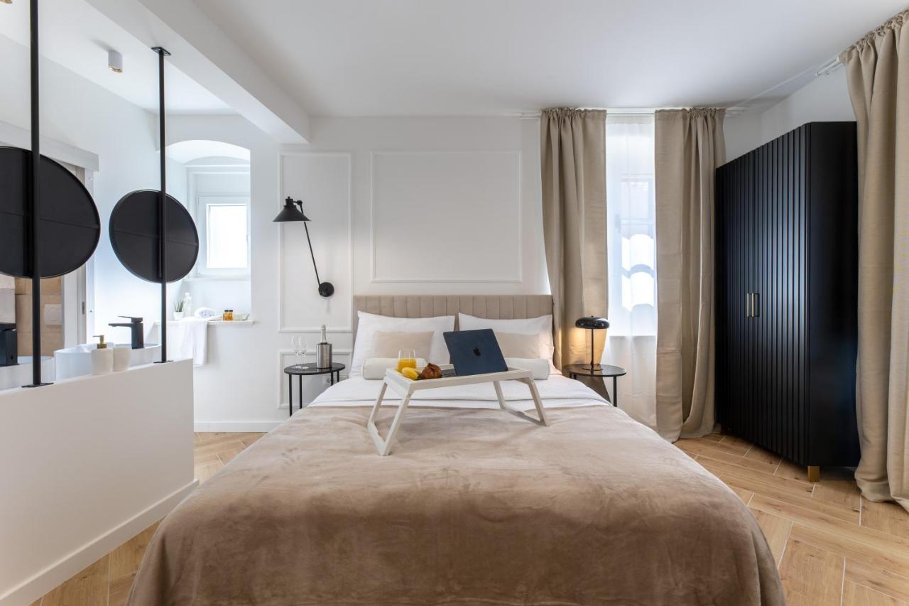 Palace Luxury Suites Split Exteriér fotografie