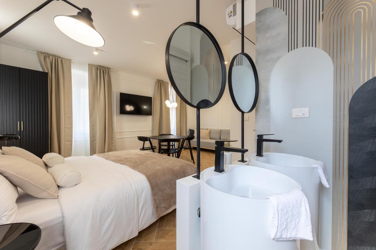 Palace Luxury Suites Split Exteriér fotografie
