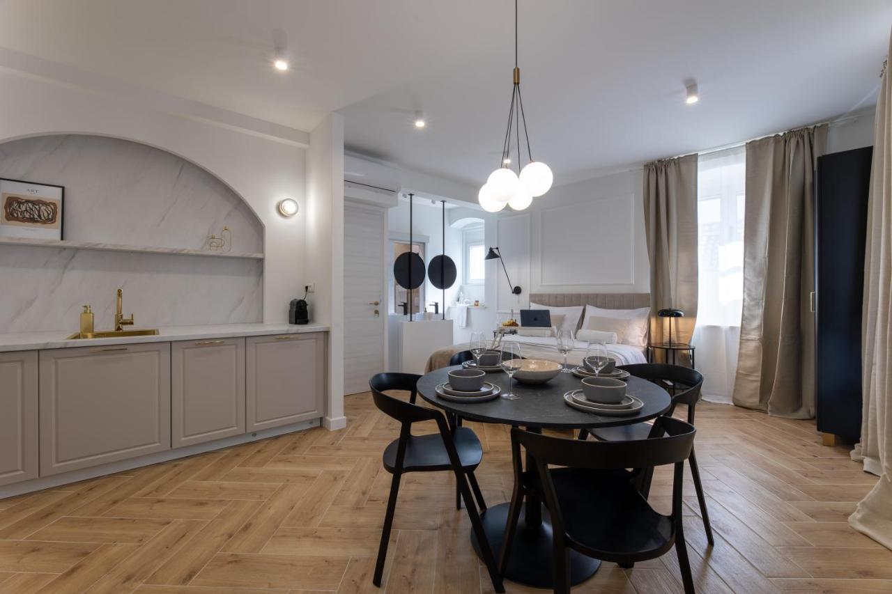 Palace Luxury Suites Split Exteriér fotografie